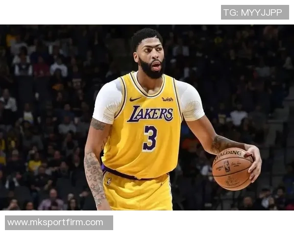 浓眉将在明年8月6日迎来4年275亿美元的提前续约机会