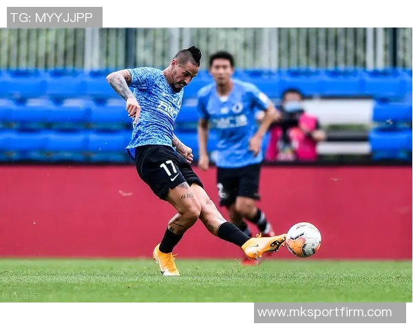 阿尔瓦雷斯坦言抱怨只因自责表现不佳希望在比赛中更好发挥